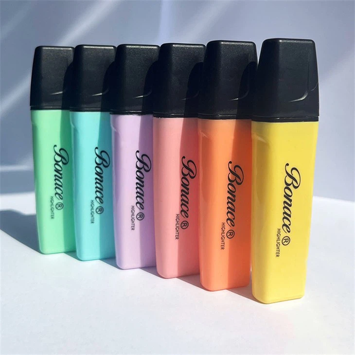 Nježni pastelni svjetlucavi highlighter